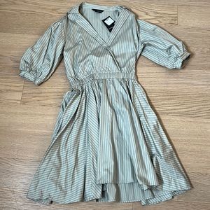 Club monaco collared a-line dress in green stripe 00P